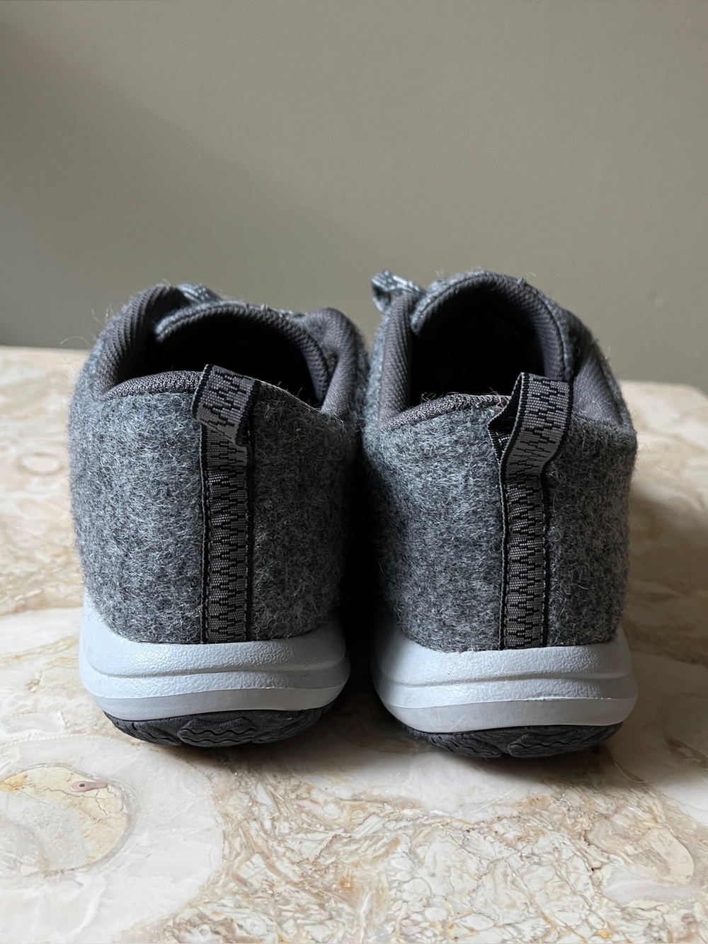 L.L. Bean Women's Ash Gray Wool Lace-Up Sneakers with Red Interior - Picture 13 of 15